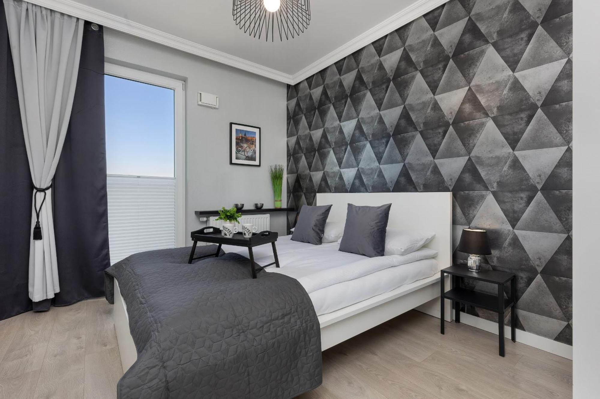 Podgorze Lipska Pet-Friendly Apartment With Balcony And Parking By Renters Prestige Krakow Dış mekan fotoğraf