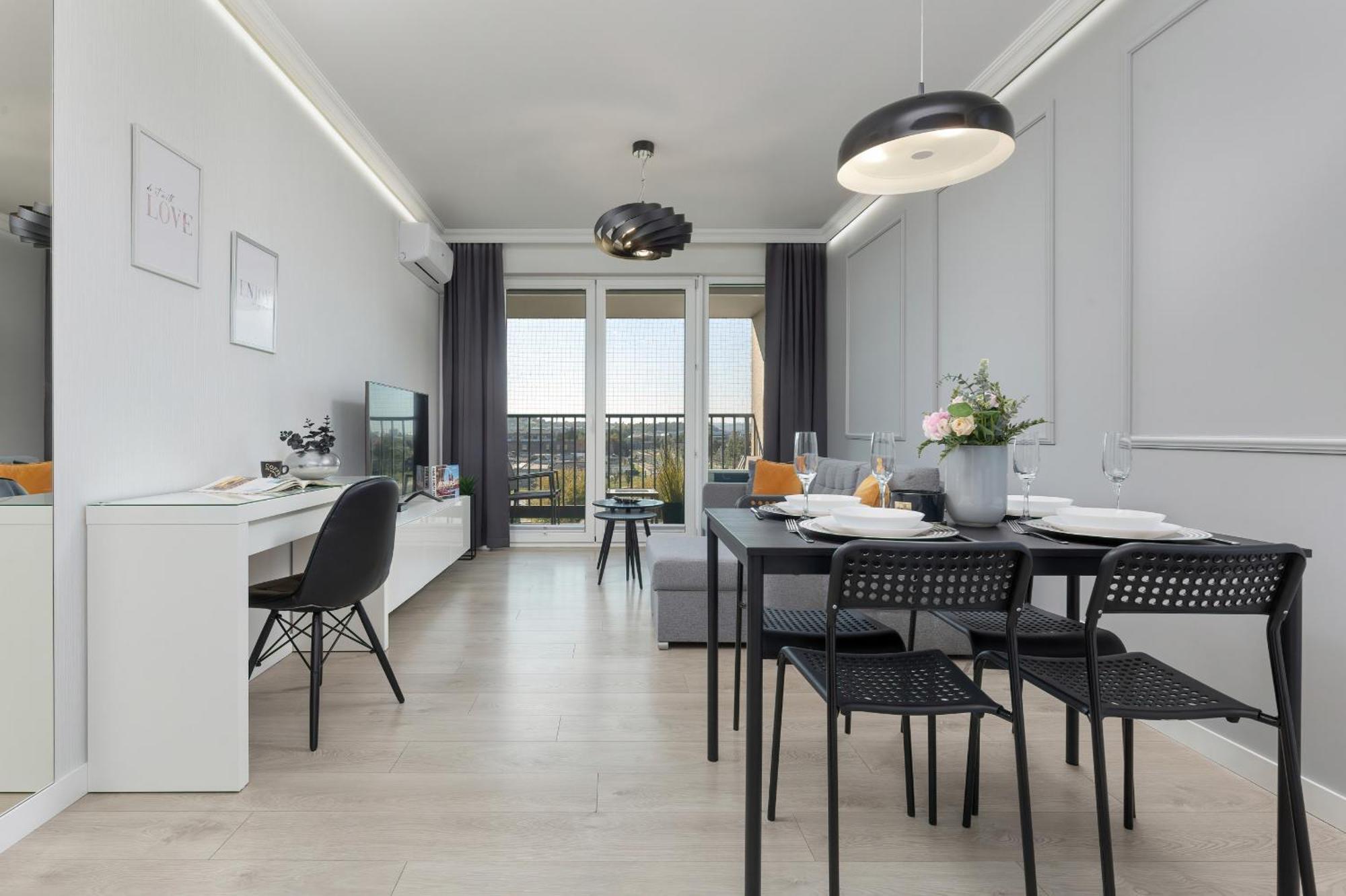 Podgorze Lipska Pet-Friendly Apartment With Balcony And Parking By Renters Prestige Krakow Dış mekan fotoğraf